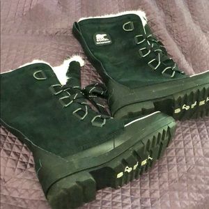 Sorel winter boots size 9.5